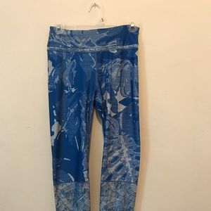Target brand women’s small leggings
